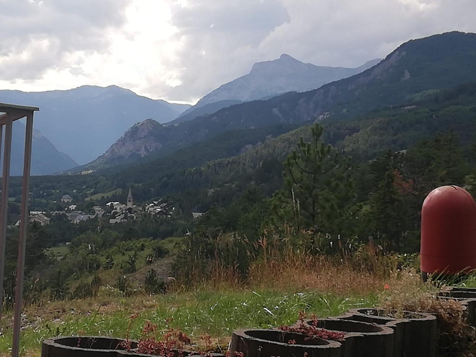 App Vue Montagne Barcelonnette Proche Piscine Rando Riviere Nature Esterno foto